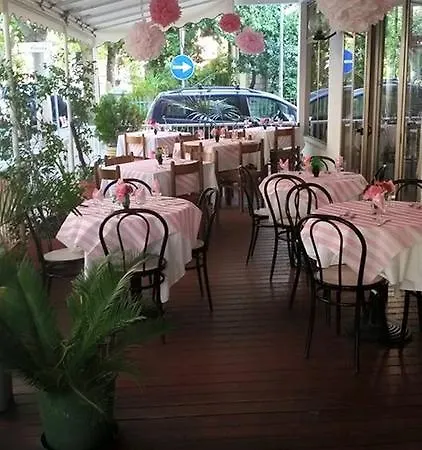 Del Sole ホテル 2*