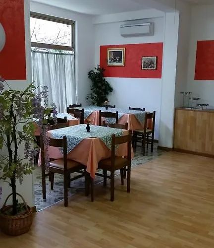 Del Sole 2* רימיני